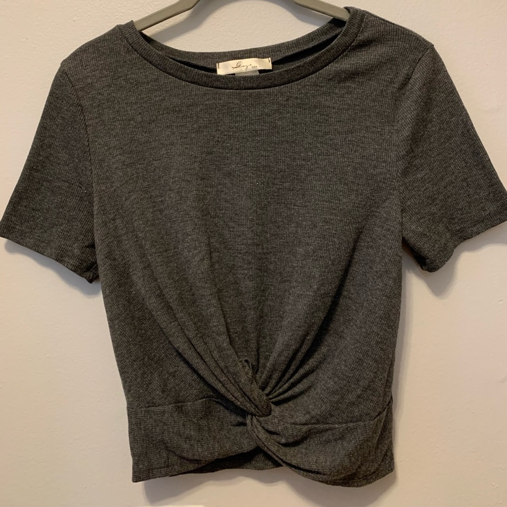 Twist front top